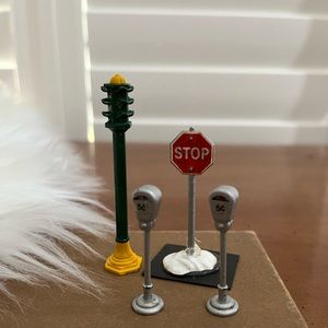 Dept 56 Heritage Village Traffic Pieces (4)